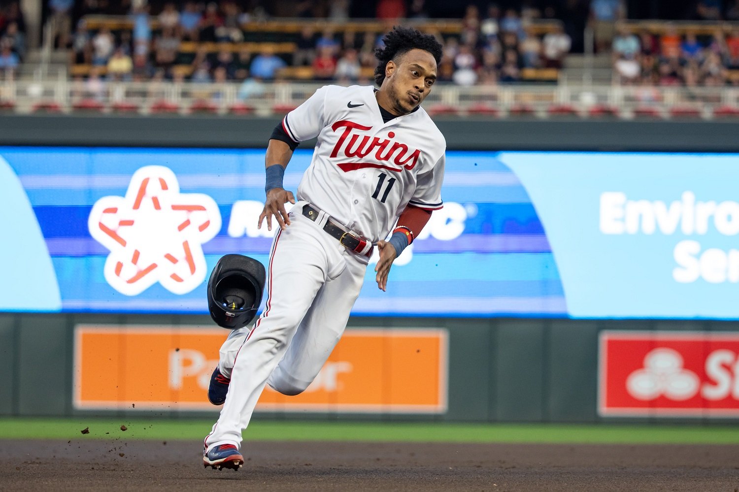 Jorge Polanco returns to second base for Twins, Max Kepler to
