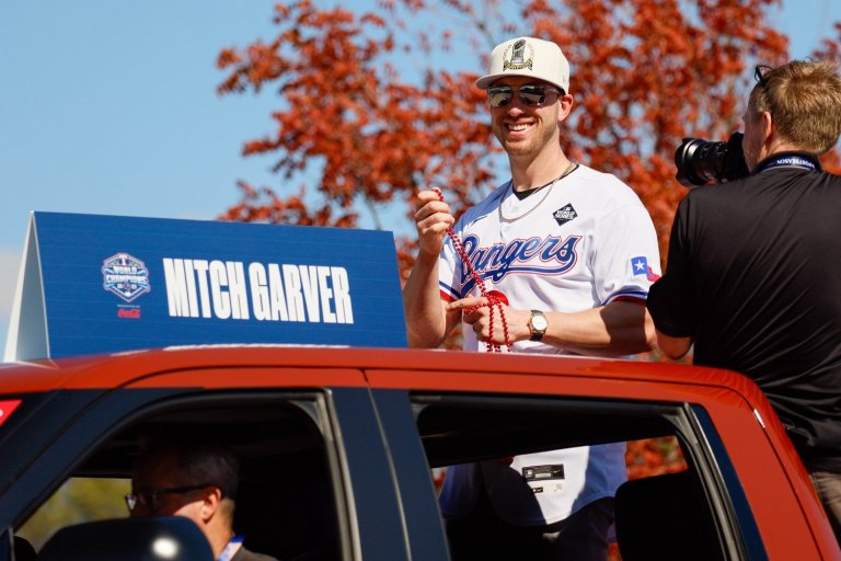 Should the Twins Restock the Garv Sauce?