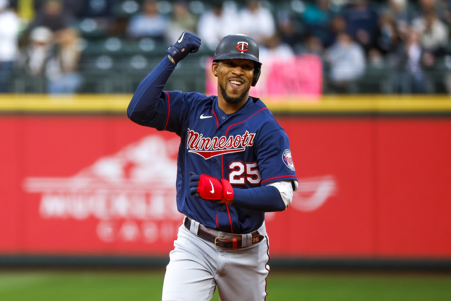 More information about "Camp Storylines: Byron Buxton’s Health"