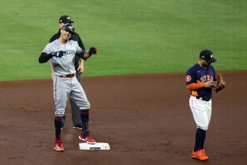 This is the Carlos Correa the Minnesota Twins Paid For