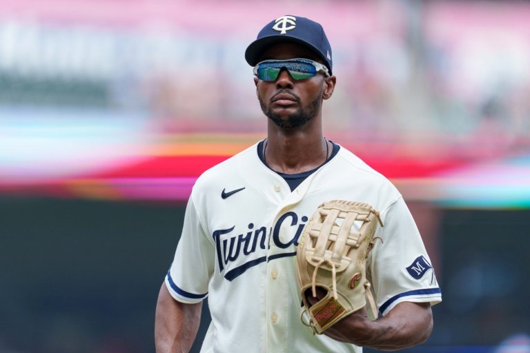 Why the Prices Tend to Drop on Lingering Free Agents Late in MLB Offseason