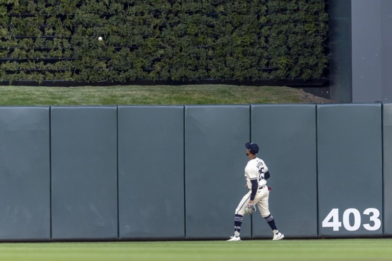 Dodgers 6, Twins 3: Too Little, Too Late