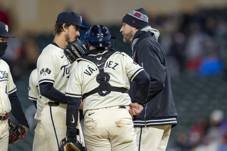 Twins 4, Tigers 5: A Cold, Sloppy Team Loses a Cold, Sloppy Game
