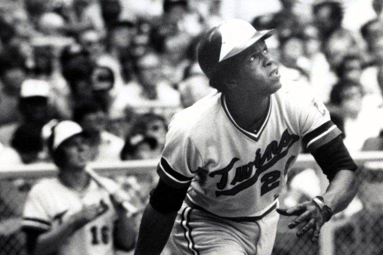 Twins Almanac: Rod Carew Jersey Day, 1977