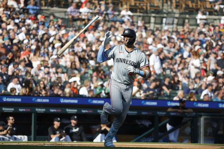 Final: Tigers 7, Twins 2 - Baez Blasts Twins Again