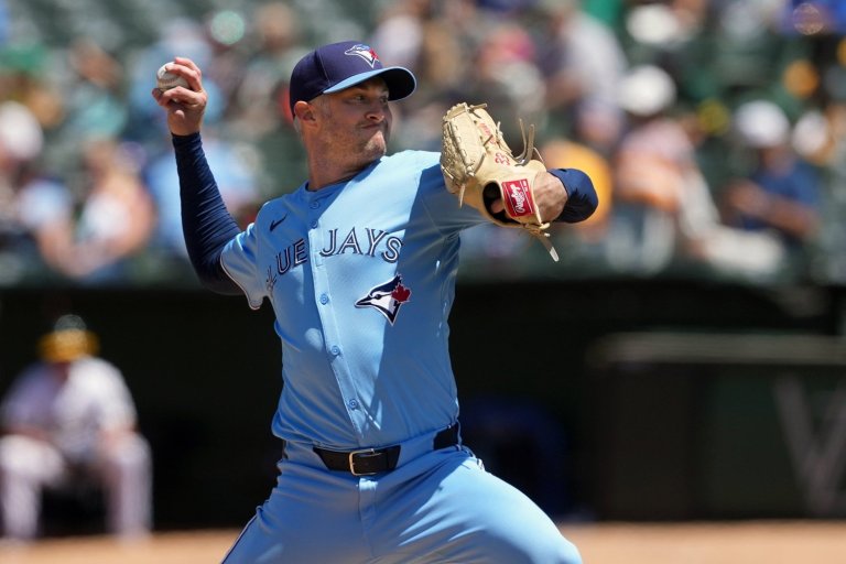 Twins Acquire Reliever Trevor Richards from Toronto Blue Jays for Minor Leaguer Jay Harry