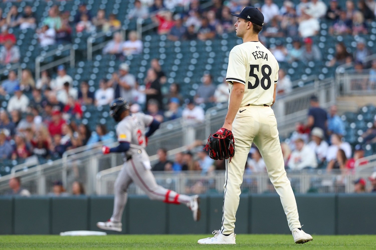 More information about "Braves 5, Twins 1: David Festa Deals, but Bullpen and Bats Fold Again"