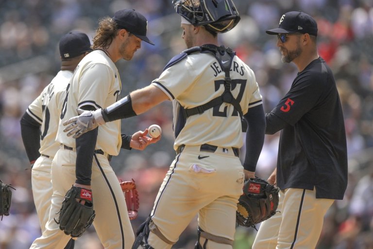 Pohlad Family, Lords of the Realm, Choose Preserving Profit Over Seizing a Moment