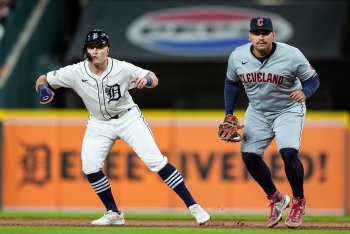 Frozen in Place: AL Central Teams Sitting Out an Active Hot Stove Season