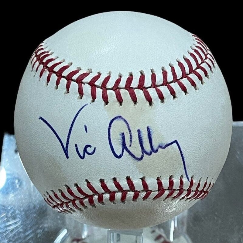 Vic Albury's Autograph