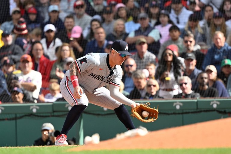 What Does Ty France's Arrival Mean for José Miranda's Role With the 2025 Twins?