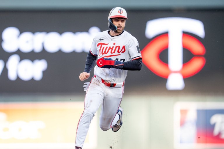 White Sox 3, Twins 6: Buxton and Larnach's Blasts Save Twins from Loss