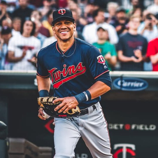 More information about "Ehire Adrianza"