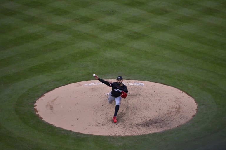 Pablo López Explains Why He Shifted to the Middle of the Rubber This Spring