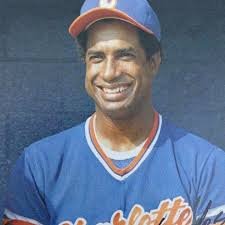 More information about "Minnie Mendoza"