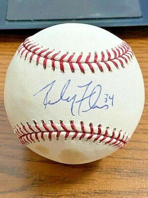 Randy Flores's Autograph