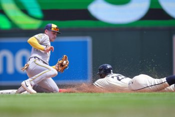 Is Byron Buxton Running Earlier in Counts?