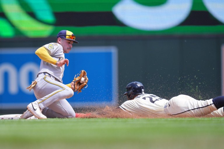 Is Byron Buxton Running Earlier in Counts?