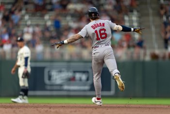 Red Sox 8, Twins 5: Red Sox Veterans Spoil Ohl's Debut and Lee's Historic Night
