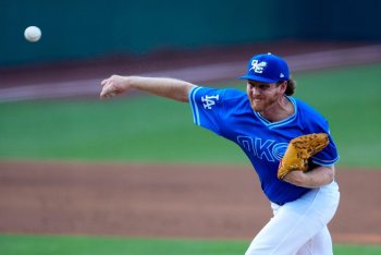 Twins Trade For Noah Davis: Can Minnesota Unlock His Potential?