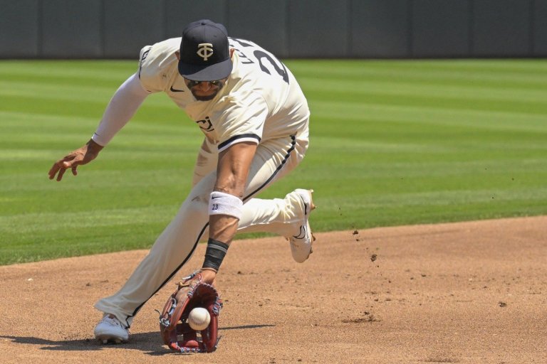 Pirates 2, Twins 1: Twins' Chances to End First Half on High Note Get Stuck In Webbing