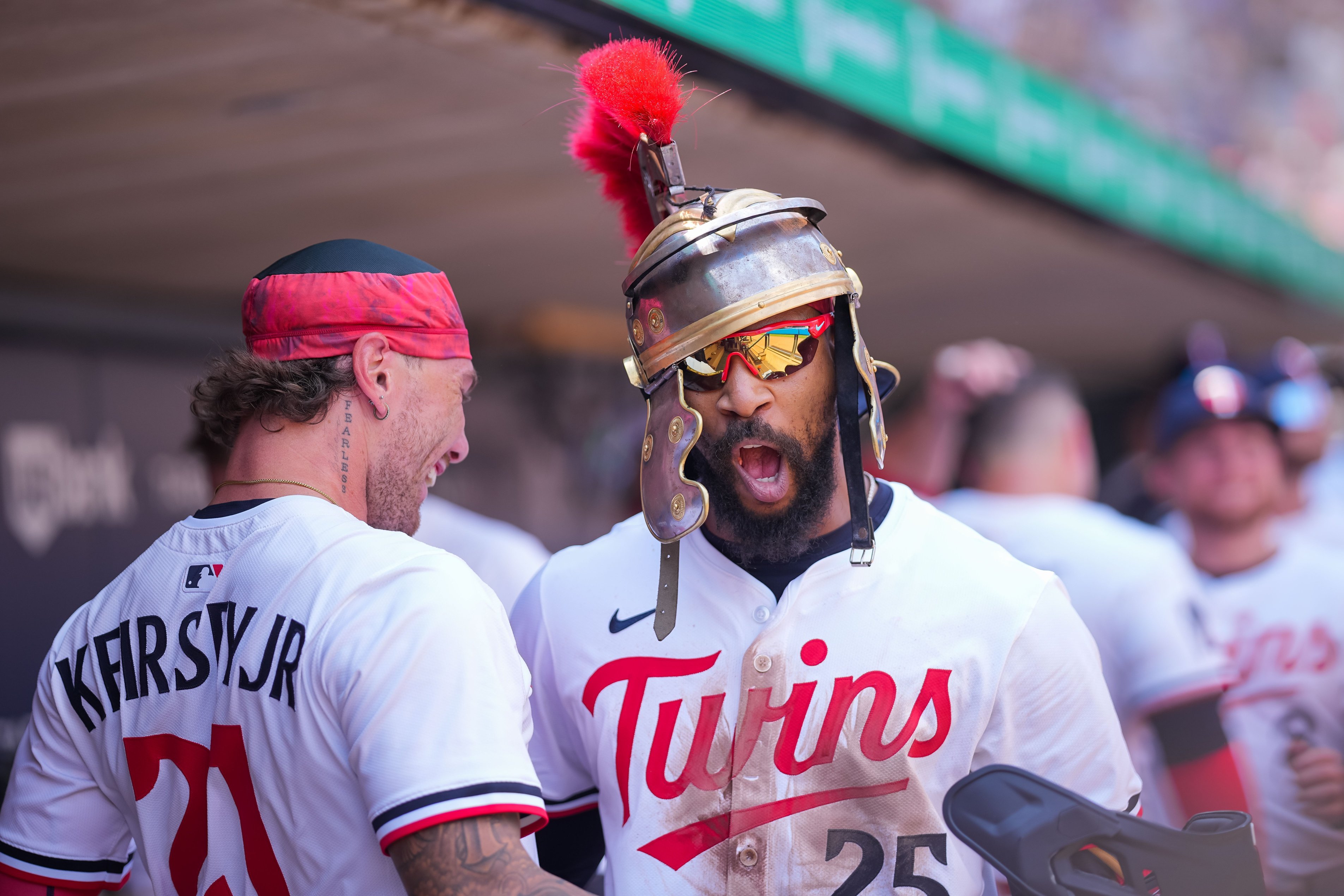 Twins 12, Pirates 4: Byron Buxton Trucks for the Cycle to Dump the Pirates