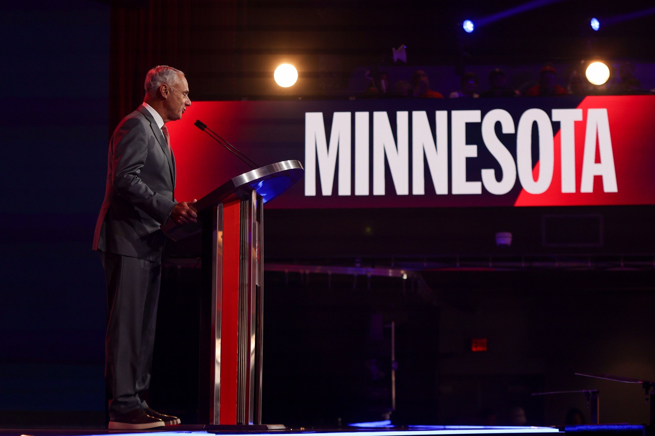Manfred Expresses Confidence in Sale of Twins, Which Could Be Drawing Near