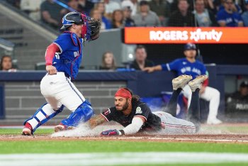 Blue Jays 9, Twins 8: Welcome to Thunderdome