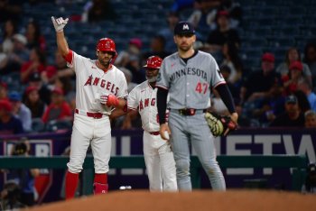 Angels 12, Twins 2: Oy vey...