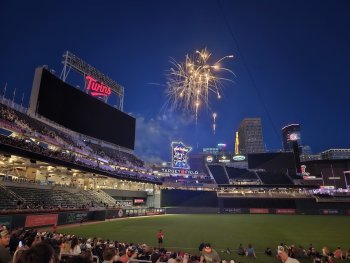 The Twins’ New Promotional Gimmicks: Hot Dogs, Chaos, and Desperation