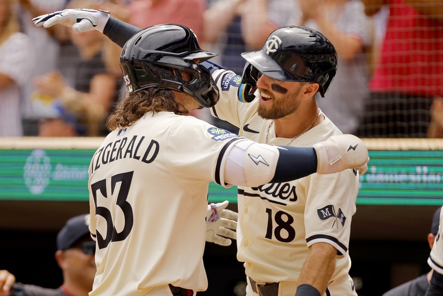 More information about "Dodgers Claim Ryan Fitzgerald Off Waivers From Twins"