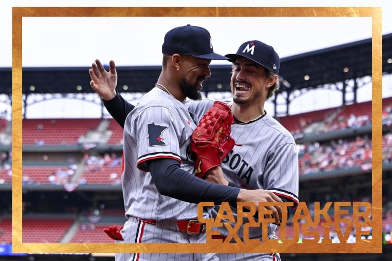 Report From The Fort: Gophers Day, Opening Day, and ... Shiny Belt Day?