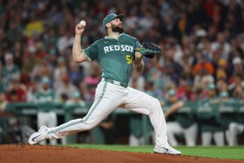 Should the Twins Consider Adding Another Starting Pitcher Before the Season Begins?