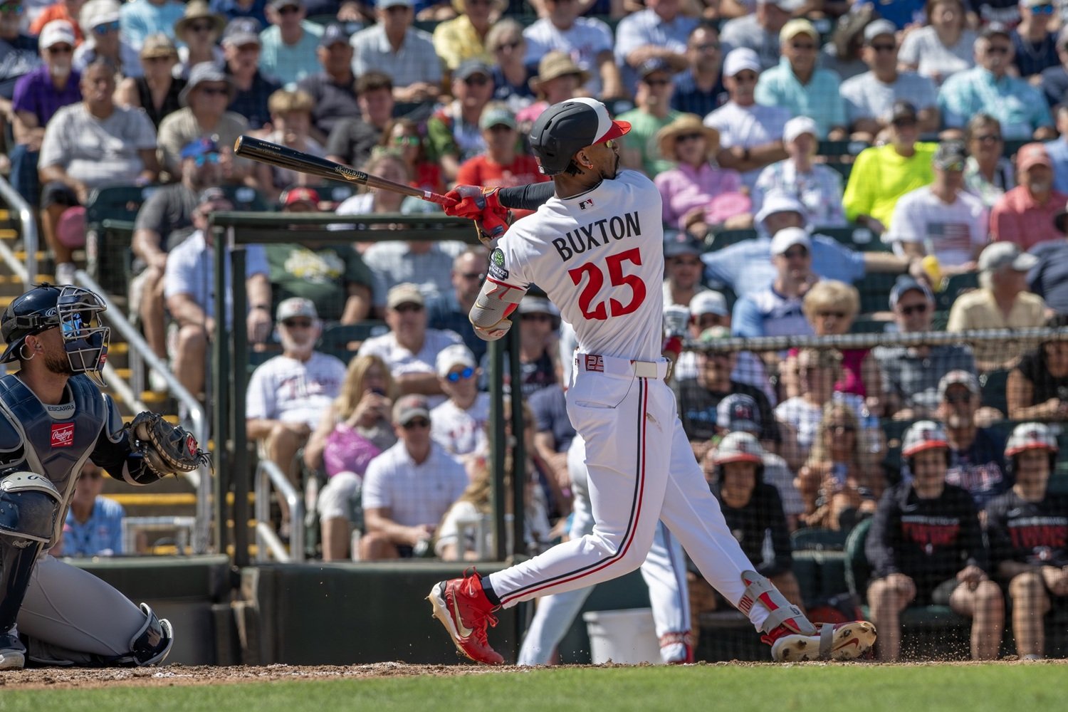 More information about "Pants Down and Laughs Up as Twins Broadcast Goes Viral"