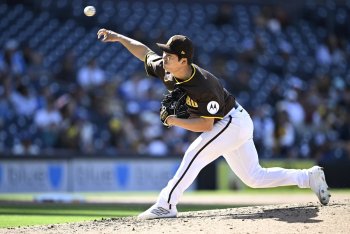 Could New Twins Pitcher Woo-Suk Go Quickly Become a High-Leverage Reliever?