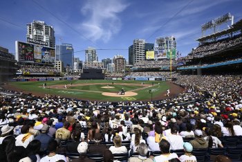 San Diego Provides the Selling Blueprint for the Pohlads