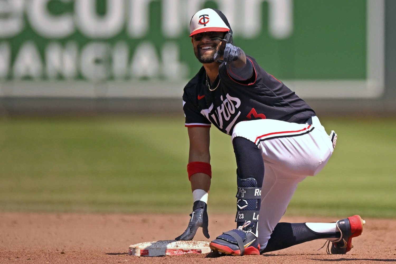 Twins 7, Orioles 5: Twins Keep Punching Back in Series-Clinching Victory