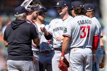 Twins 4, Giants 2: Wait, Visiting Teams Can Win Series, Too?