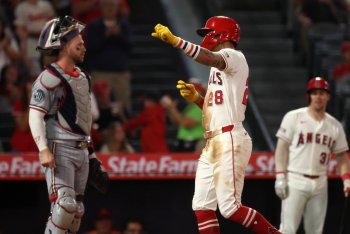 Angels 6, Twins 5: A Roller Coaster of a Game Ends in Defeat